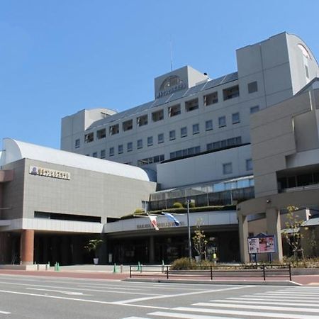 Hakata Sunhills Hotel ฟูกุโอกะ ภายนอก รูปภาพ