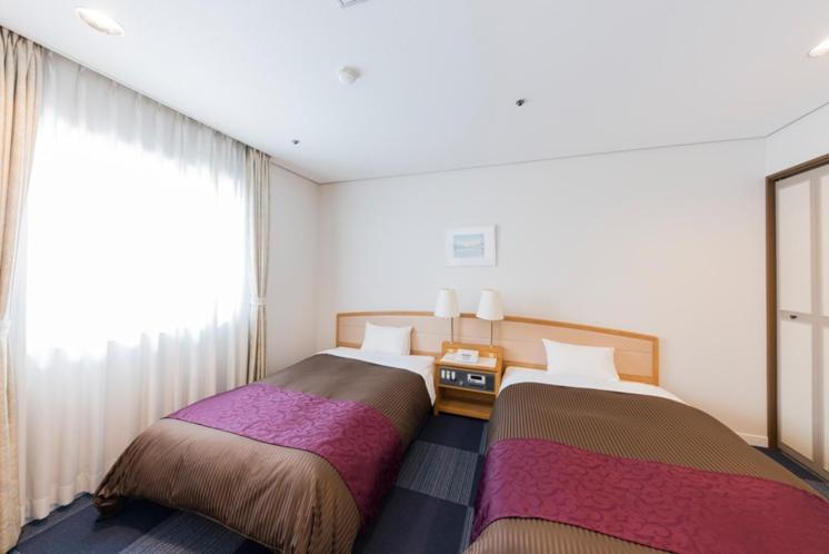 Hakata Sunhills Hotel ฟูกุโอกะ ภายนอก รูปภาพ